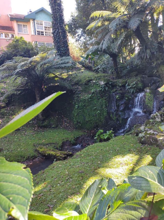 Agradável Apt 2Quartos para família próx ao Lago Negro - 4 min do centro- com churrasqueira Gramado Exterior foto